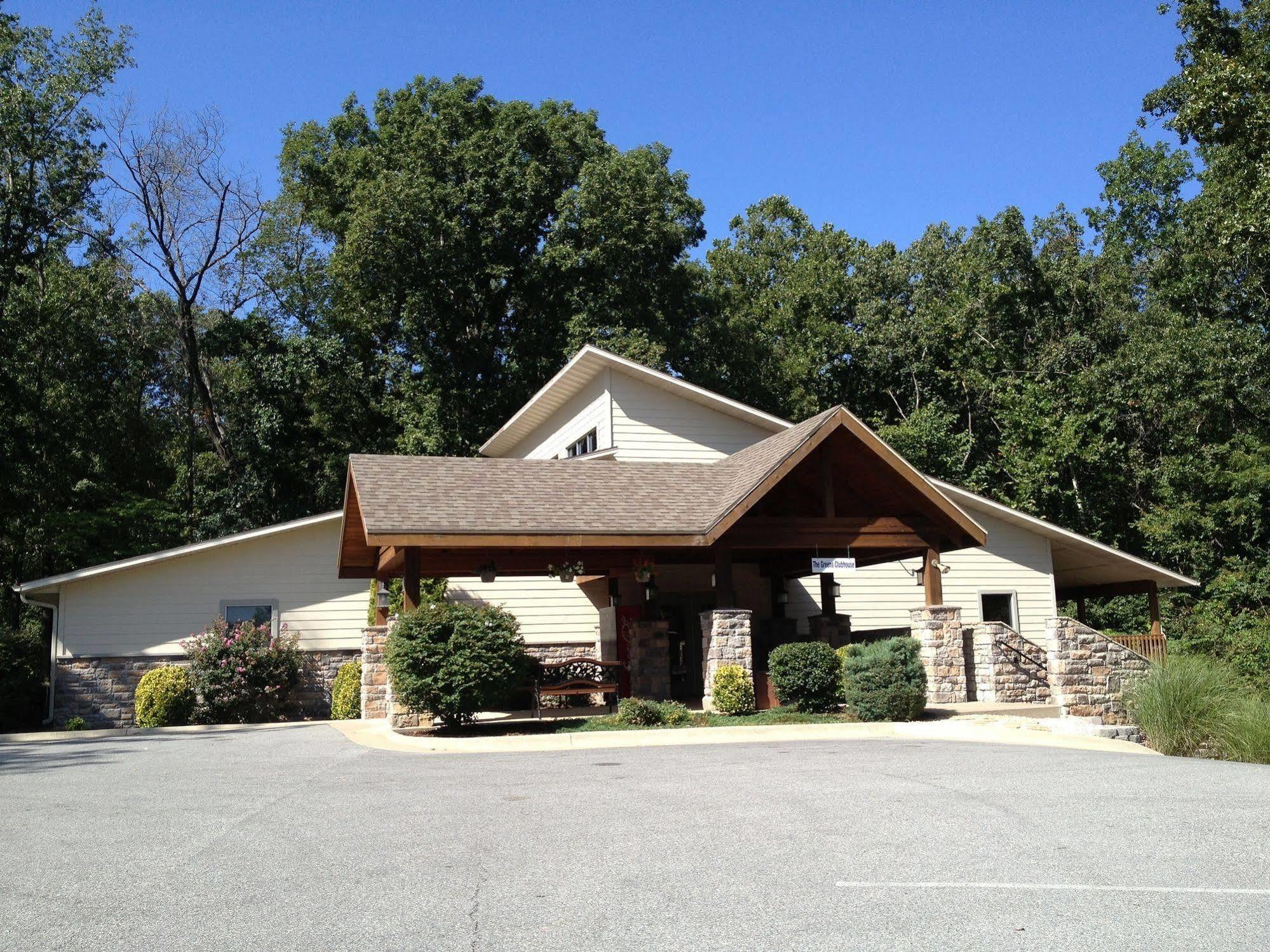 The Greens II At Bella Vista Village Exterior photo