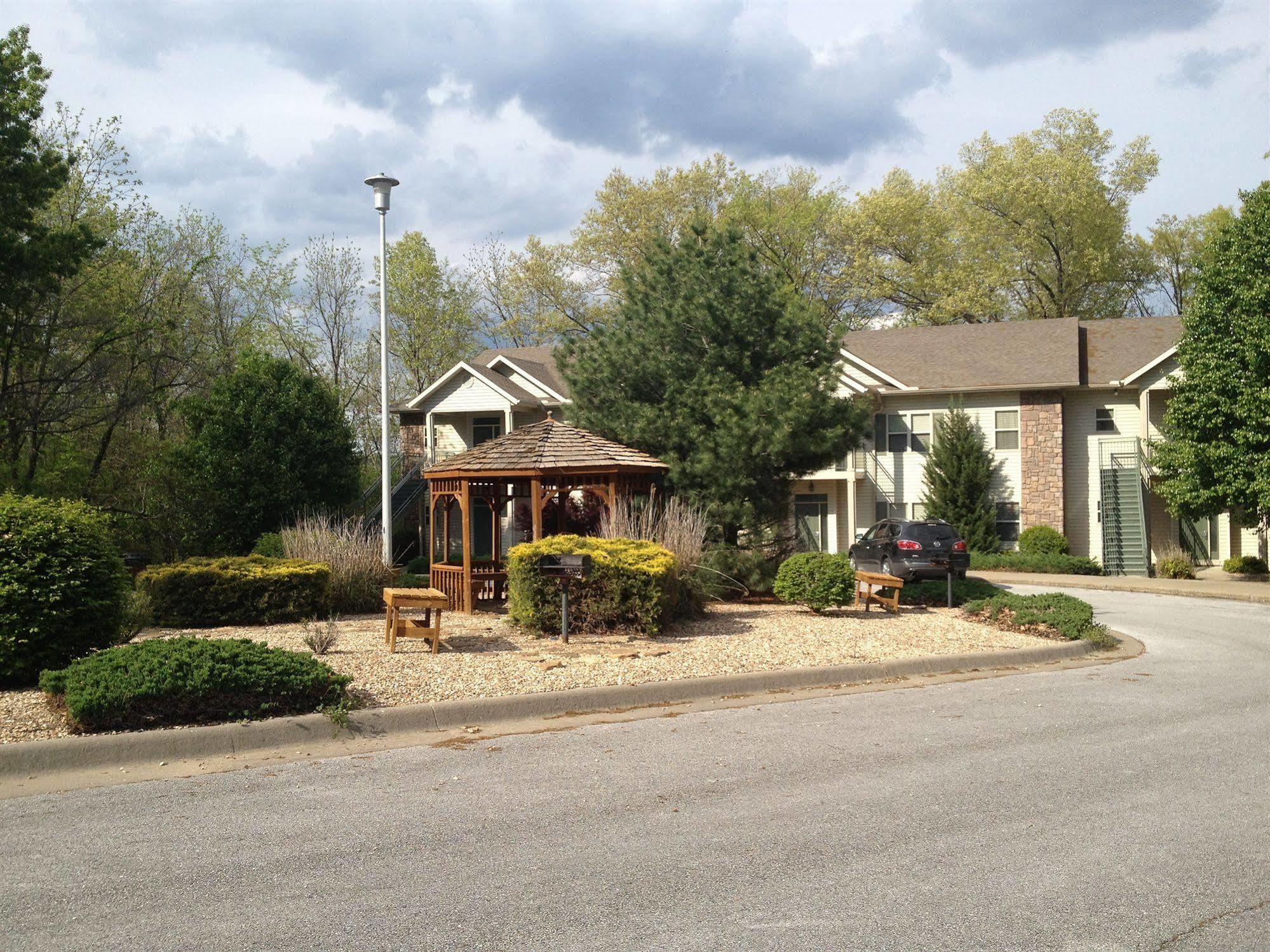 The Greens II At Bella Vista Village Exterior photo